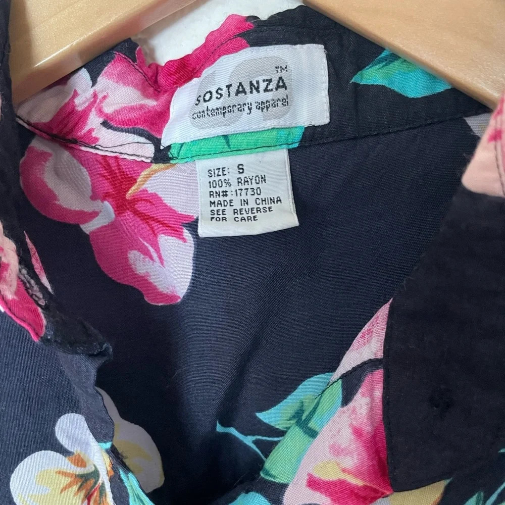 Vintage floral cropped button down tank top small - Picture 2 of 4